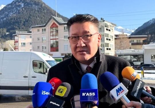 Б.Жавхлан: Хөгжиж буй зах зээлд амжилттай ажиллаж байгаа банкуудтай идэвхтэй хэлэлцээ хийж байна