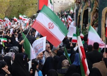 Ираны дэглэм ард иргэдийнхээ эсрэг ил дайн зарлалаа