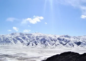 ЦАГ АГААР: Говийн бүс нутгаар цас орно