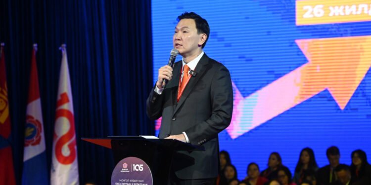 Н.Учрал: Д.Амарбаясгалан, Х.Булгантуяа, Н.Тавинбэх, А.Амундра нарыг МАН-ын гишүүнээс чөлөөлөх нь зүйтэй