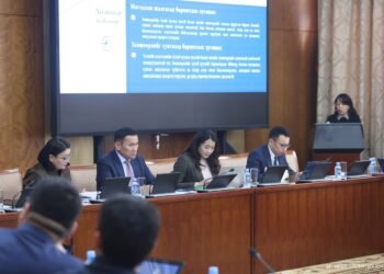 ХЭЛЭЛЦҮҮЛЭГ: Банкны зөвшөөрөл олгох ажиллагаанд бодит хүндрэл үүсэж байна