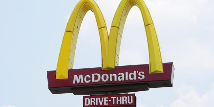 McDonald’s үйлчлүүлэгчдээ эргүүлэн татаж байна