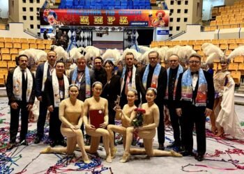 Монгол циркчид олон улсын тэмцээнээс “Алтан цом” хүртэв