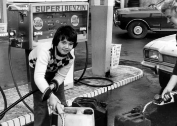 Ираны эсрэг дайн: 1970-аад оных шиг нефтийн хямрал нүүрлэх үү?