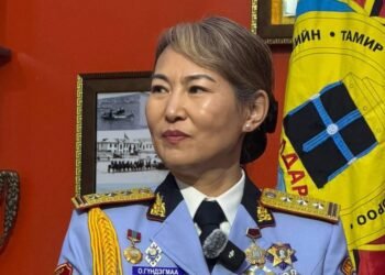 Хөдөлмөрийн баатар О.Гүндэгмаа “Алдар”-ын түүхэн дэх анхны эмэгтэй Хурандаа боллоо