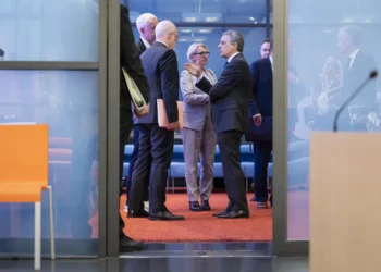 Дэлхийн 500+ хүндэт консулын дуулиан: Монгол Улсын хүндэт консулын олон зуун урлагийн бүтээлийн хэрэг багтжээ