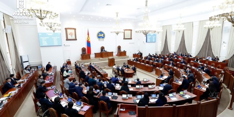 УИХ-ын хаврын ээлжит чуулганыг нээлээ