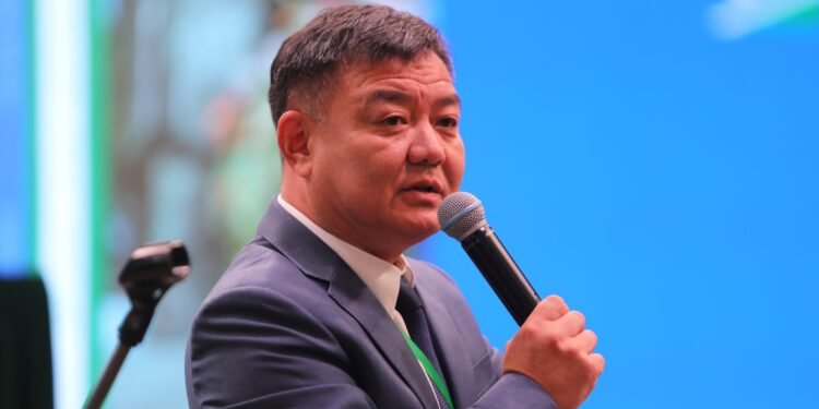 ИЗНН-ын гишүүд даргаараа УИХ-ын гишүүн Р.Батболдыг сонгов