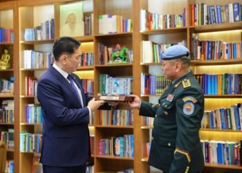 НҮБ-ын Цэргийн хүчний командлагчаар ажилласан анхны монгол генералыг хүлээн авч уулзлаа