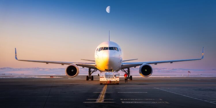 МИАТ: Ойрхи Дорнодын бүсээс тусгай үүргийн нислэгээр 91 иргэнийг эх орондоо авчирлаа