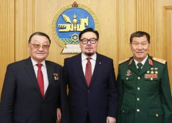 Ерөнхий сайд Г.Занданшатар Монгол, Вьетнам улсын сансрын баатруудыг хүлээн авч уулзлаа