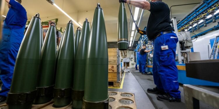 Rheinmetall: Украины санхүүжилт саатаж, зэвсгийн нийлүүлэлт зогсонги байдалд орлоо