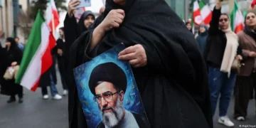 Трамп: Ираны дээд удирдагч Аятолла Али Хаменейг хөнөөсөн