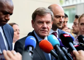 Европын Холбооны Гадаад хэргийн сайд нар Киевт хүрэлцэн ирлээ