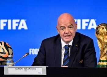 FIFA-гийн ерөнхийлөгч Украины төртэй холбоотой “аллагын жагсаалт”-д нэмэгджээ
