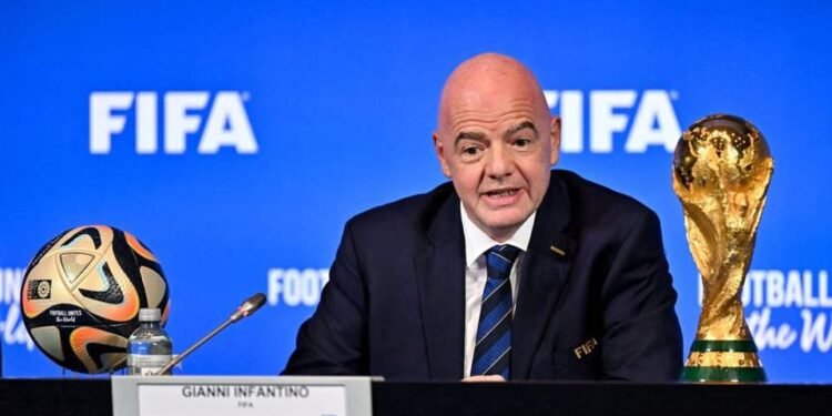 FIFA-гийн ерөнхийлөгч Украины төртэй холбоотой “аллагын жагсаалт”-д нэмэгджээ