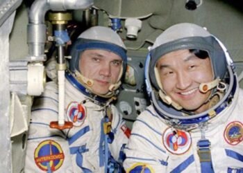 Монгол хүн сансарт ниссэний 45 жилийн ой тохиож байна