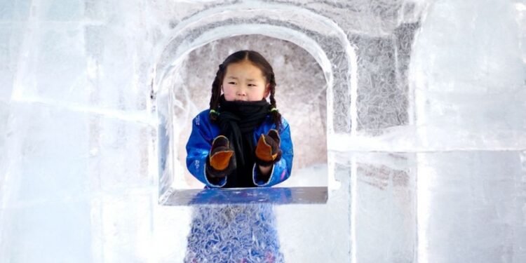 ЦАГ АГААР: Хангайн нурууны өвөр бэл, говийн бүс нутгаар +1…+6 градус дулаан байна