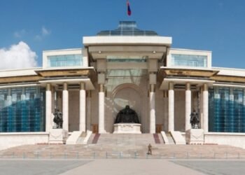 Шинэ спикер, шинэ сайдуудын “чимээ”