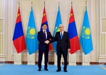 АЙЛЧЛАЛ: Монгол, Казахстаны харилцаа, хамтын ажиллагааны баримт бичгүүдэд гарын үсэг зурлаа