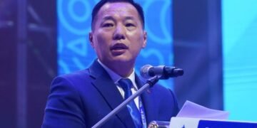 О.Цогтгэрэл: Ардын амьдрал уруудсан, даргын тансаглал хэтэрсэн 10 жил үргэлжилж байна