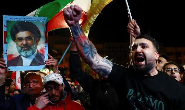 Иран: Израилийн цохилтын дараа энхийн хэлэлцээ “зохисгүй”