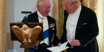 АЙЛЧЛАЛ: Их Британи АНУ-тай харилцаагаа засах урт хугацааны бодлого баримталж байна