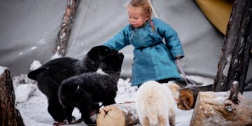 ЦАГ АГААР: Ихэнх нутгаар хүчтэй салхи, шороон болон цасан шуурга шуурна