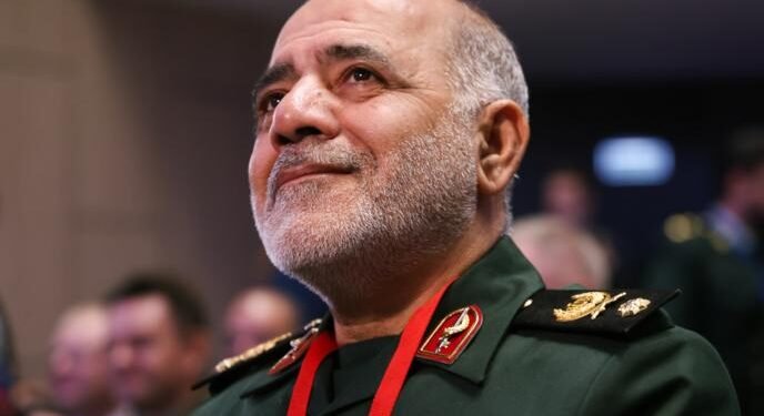 Ираны ЗХЖШ-ын удирдлага АНУ, Израильд хандан “Тамын хаалгыг нээнэ” хэмээн сүрдүүлжээ