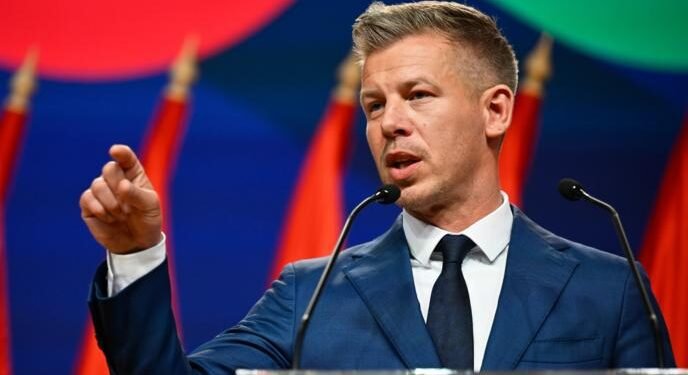 Мадьяр Унгарын Ерөнхийлөгчид ирэх сарын 31-ний дотор сайн дураараа огцрох хугацаа өгчээ