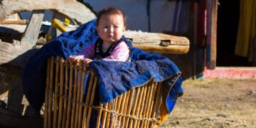 ЦАГ АГААР: Нутгийн баруун өмнөд хэсгээр бороо, цас орно