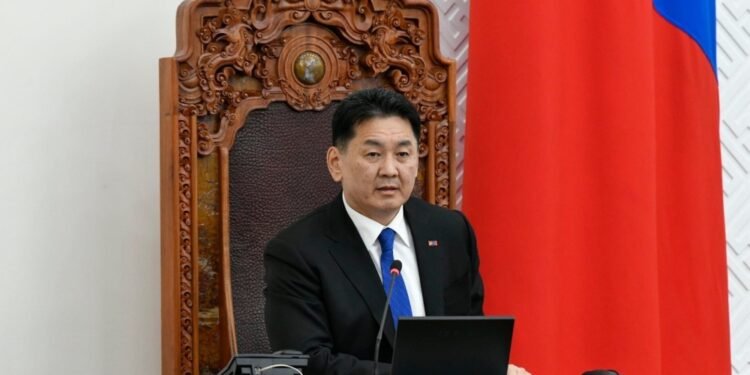 Ерөнхийлөгчийн “шунал” уу, эсвэл…