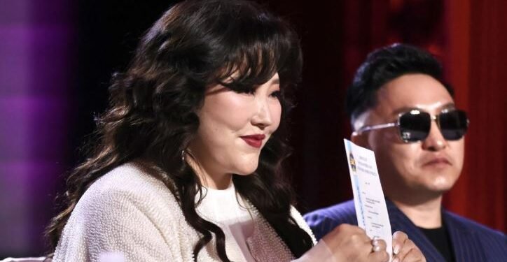 МУГЖ, Зууны манлай дуучин Б.Сарантуяа “Урлагт 40 жил-Хайрын бурхан” тоглолтоо хийнэ