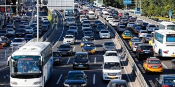 Монголд бүртгэлтэй суудлын автомашины 90 гаруй хувь 10-аас дээш жилийн насжилттай байна