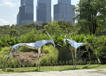 А.Очирболдын “Эр хоёр загал” баримлыг Бангкок хотын Бенчакитти паркт байрлуулжээ