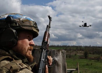 Их Британи Украинд 120.000 дрон нийлүүлэхээ амлав