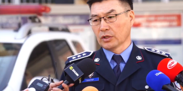 “Цагдаагийн алба хаагч өөрийгөө хамгаалах зорилгоор нэг удаа резинэн сумтай буу хэрэглэсэн”