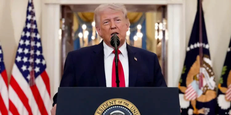 Трамп: АНУ ойрын 2-3 долоо хоногт Иранд маш хүчтэй цохилт өгнө