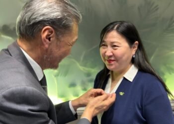 УИХ-ын гишүүн А.Ундраа Монголын ногоон намын даргаар сонгогджээ