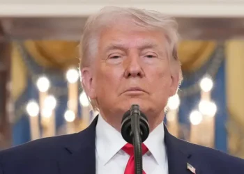 Трамп Иранд “илүү өргөн цар хүрээтэй” цохилт өгнө хэмээн заналхийлжээ