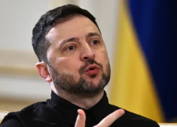 Зеленский: АНУ-ын Ирантай хийж буй дайн Украиныг дэмжих дэмжлэгийг сулруулж байна